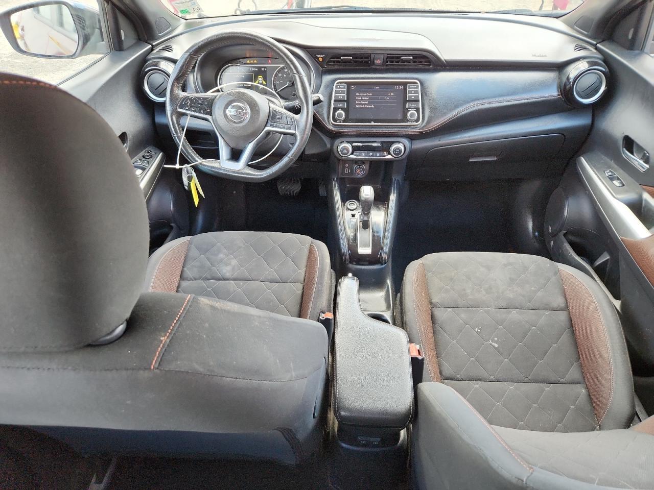 2020 NISSAN KICKS