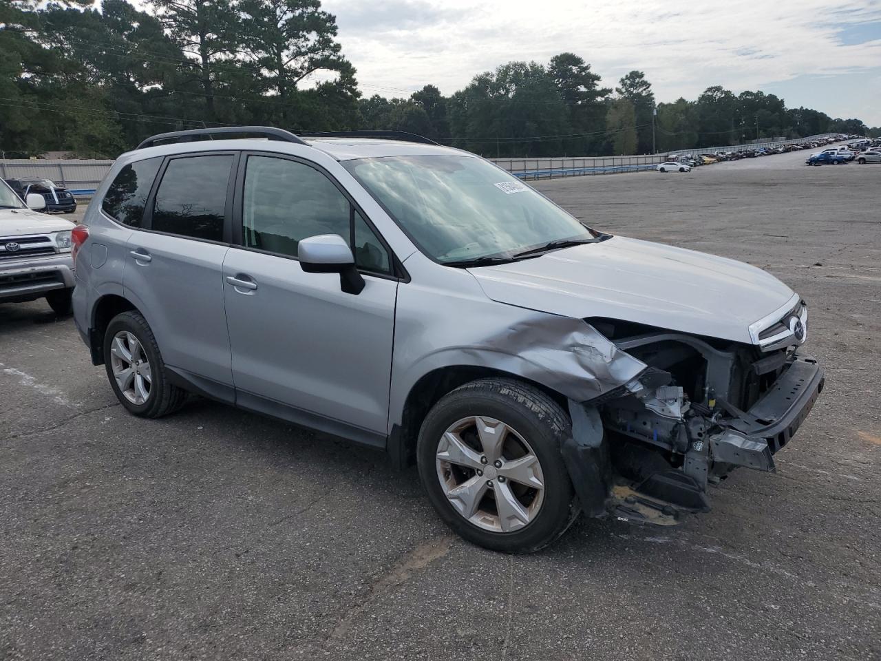 2015 SUBARU FORESTER