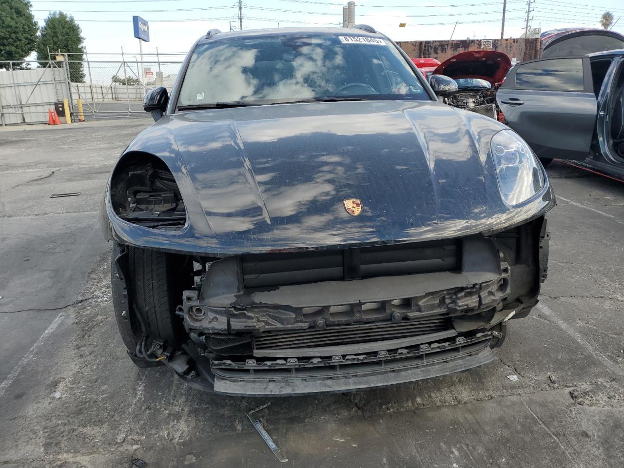 2020 PORSCHE Macan