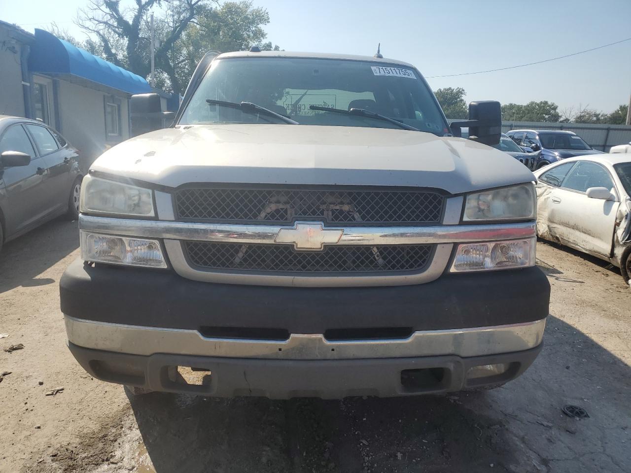 2004 CHEVROLET Silverado