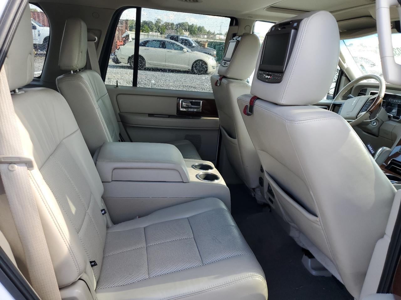 2013 LINCOLN Navigator
