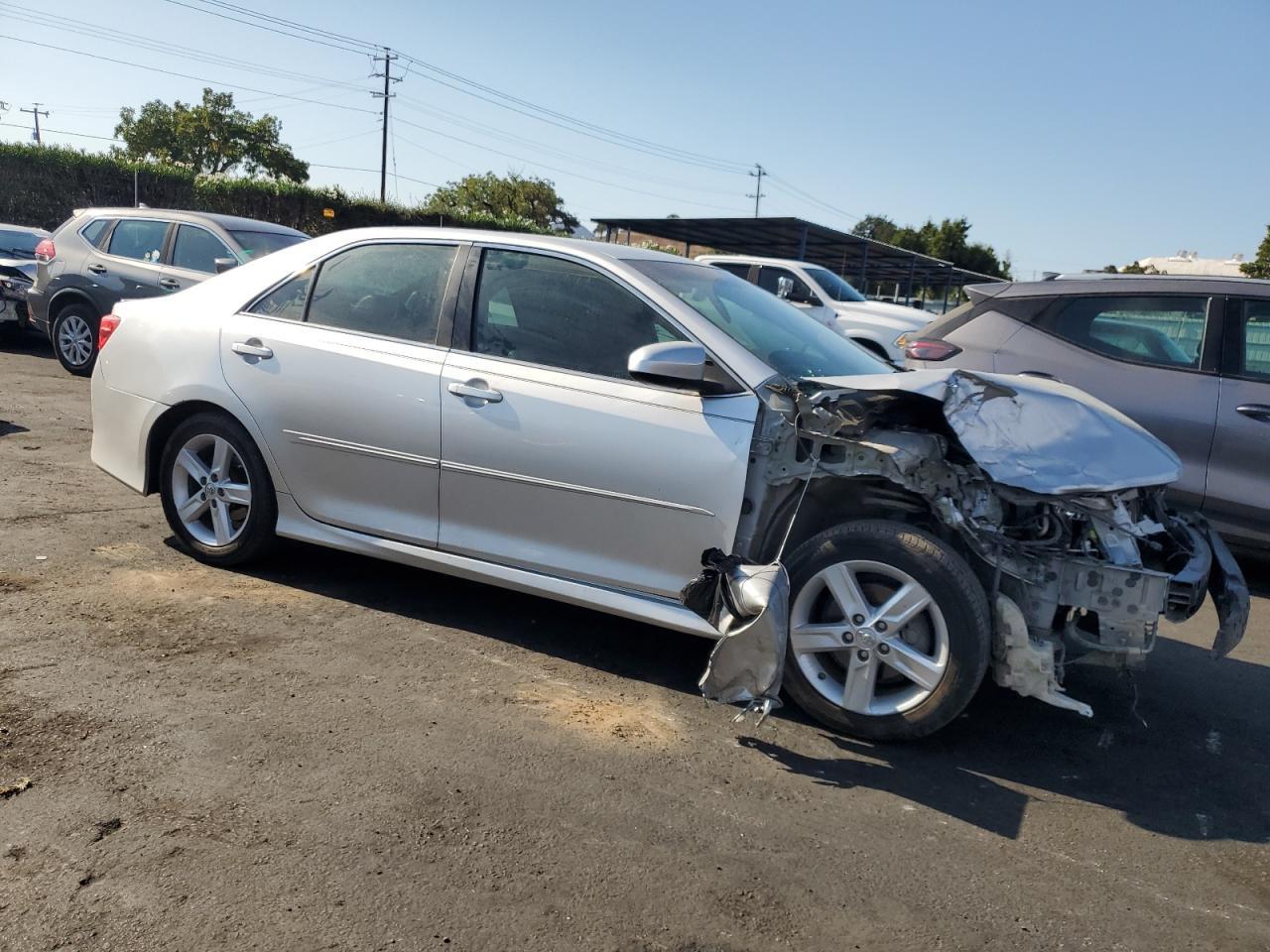 2013 TOYOTA CAMRY