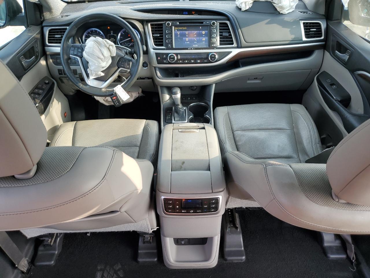 2015 TOYOTA HIGHLANDER