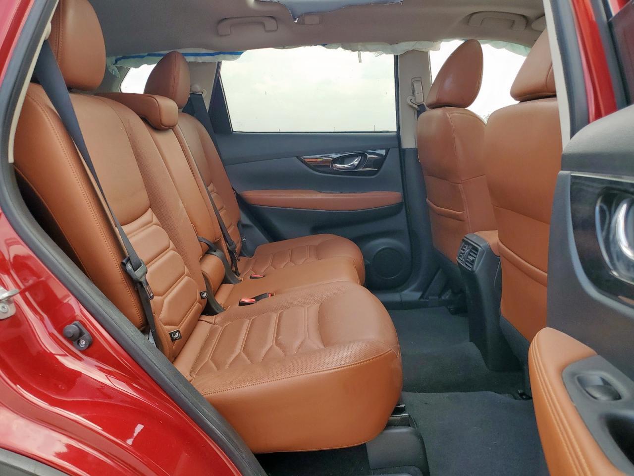 2017 NISSAN ROGUE