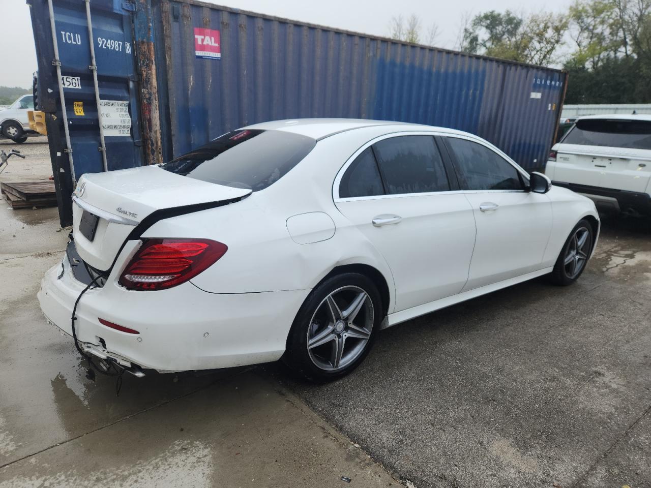2017 MERCEDES-BENZ E-Class