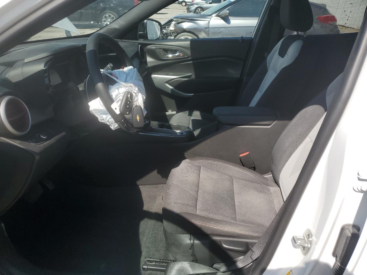 2025 CHEVROLET TRAX