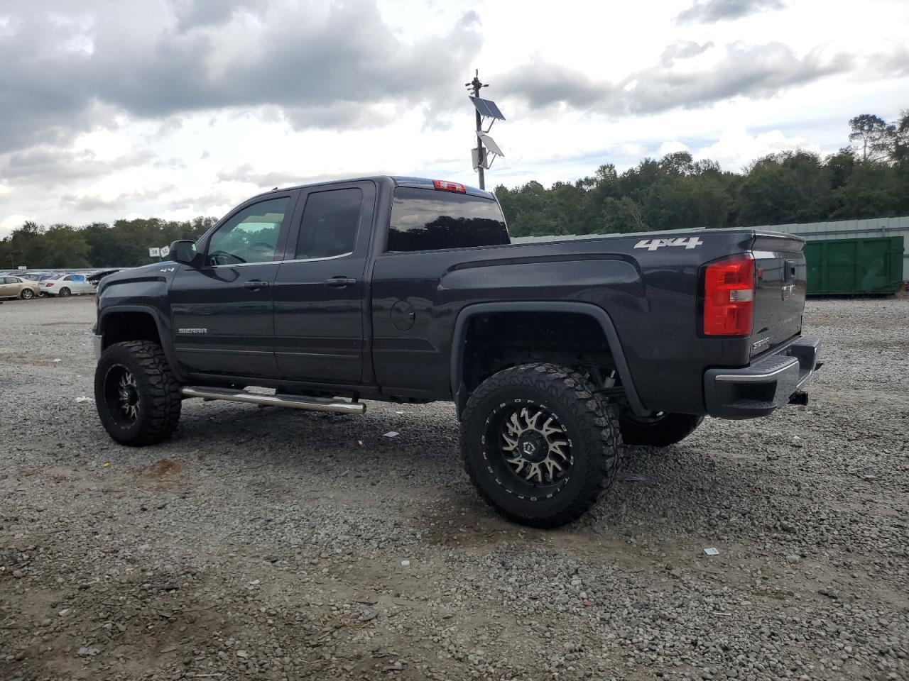 2015 GMC Sierra