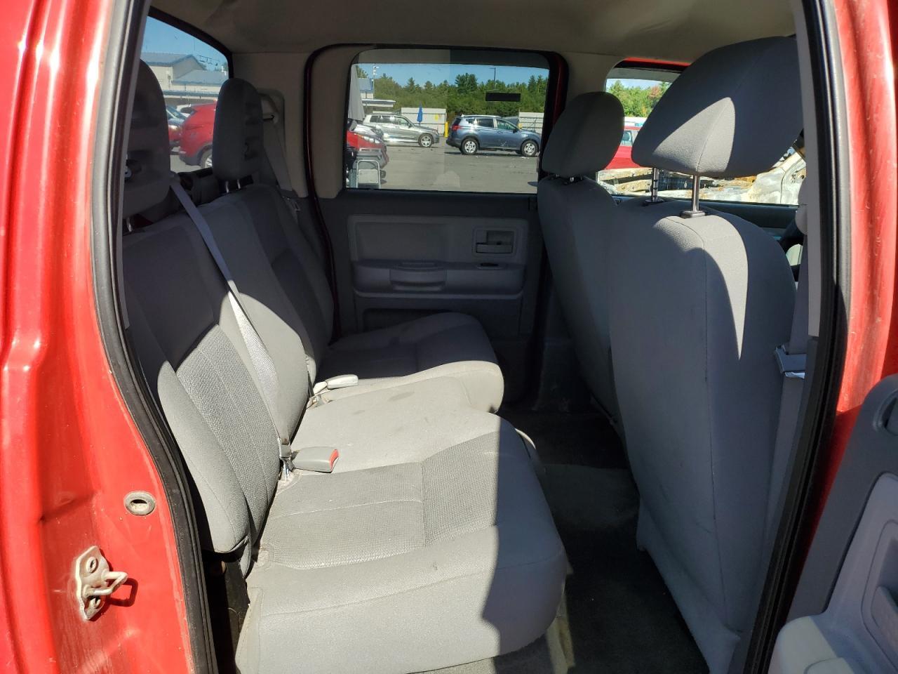 2006 DODGE Dakota