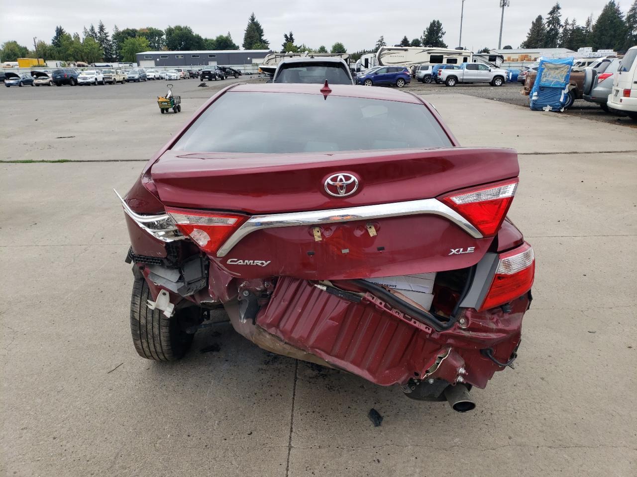 2015 TOYOTA CAMRY