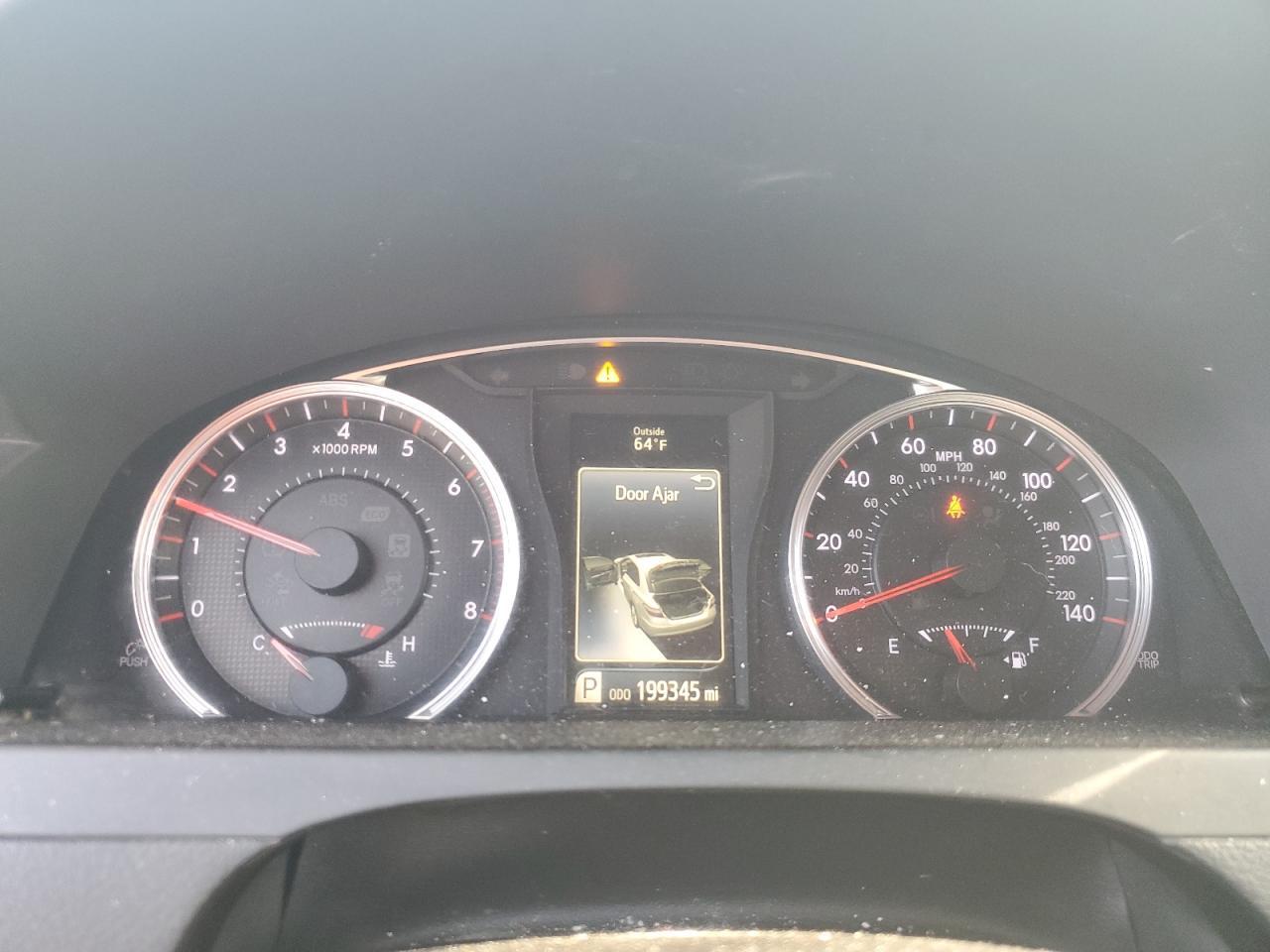 2016 TOYOTA CAMRY