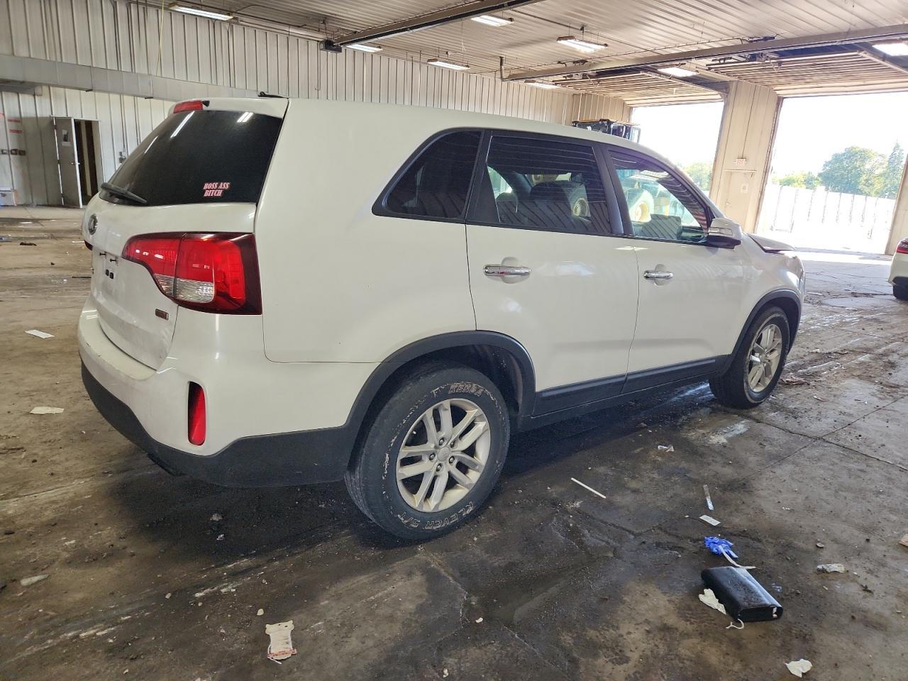 2014 KIA SORENTO
