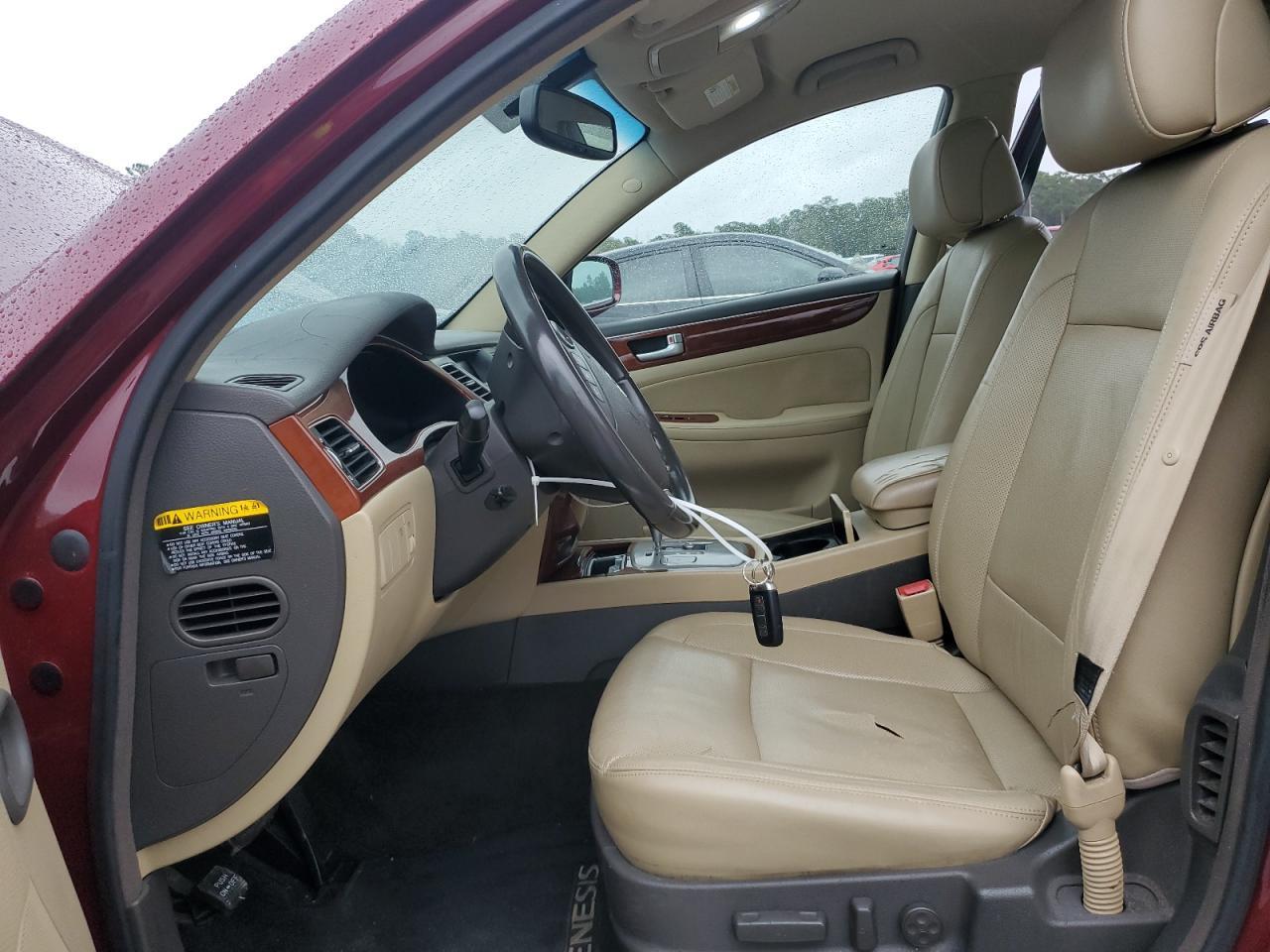 2013 HYUNDAI GENESIS