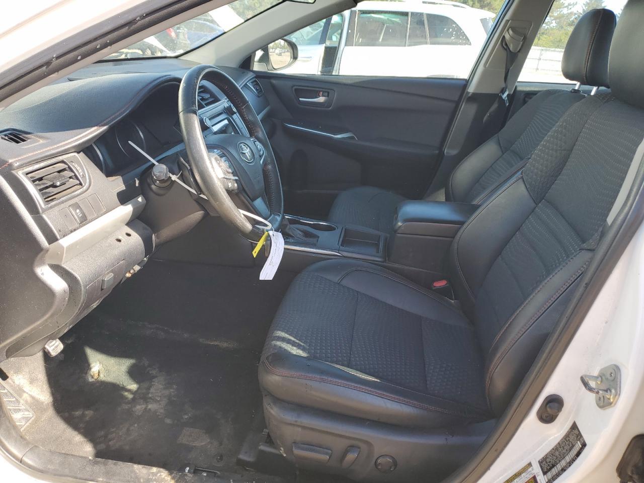 2015 TOYOTA CAMRY