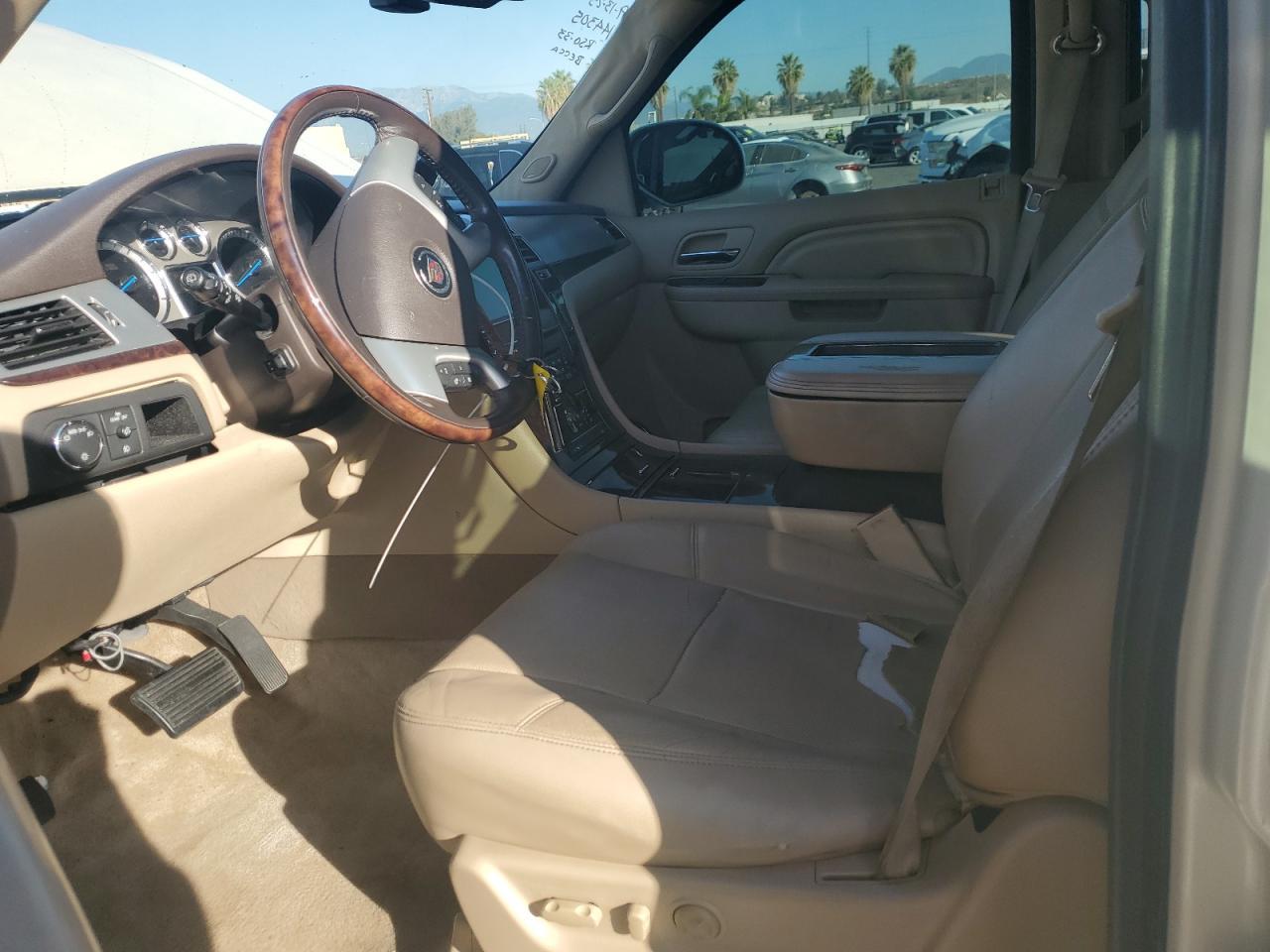2012 CADILLAC Escalade ESV