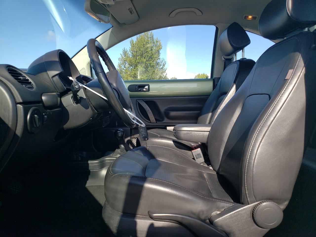 2009 VOLKSWAGEN Beetle