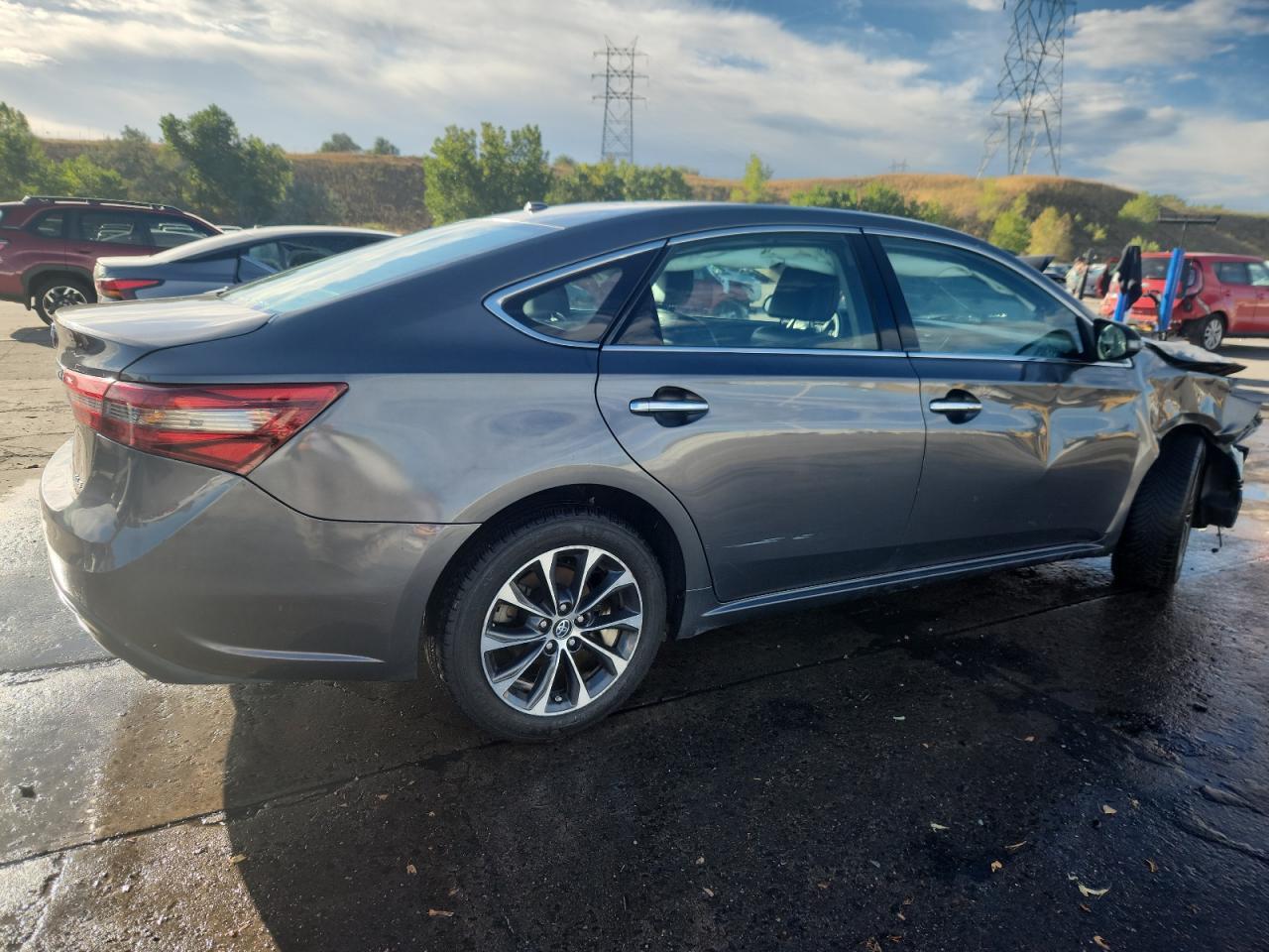 2018 TOYOTA Avalon