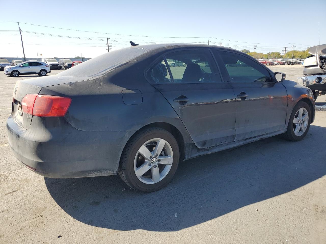 2014 VOLKSWAGEN JETTA