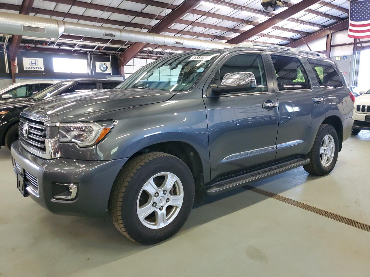 2020 TOYOTA Sequoia