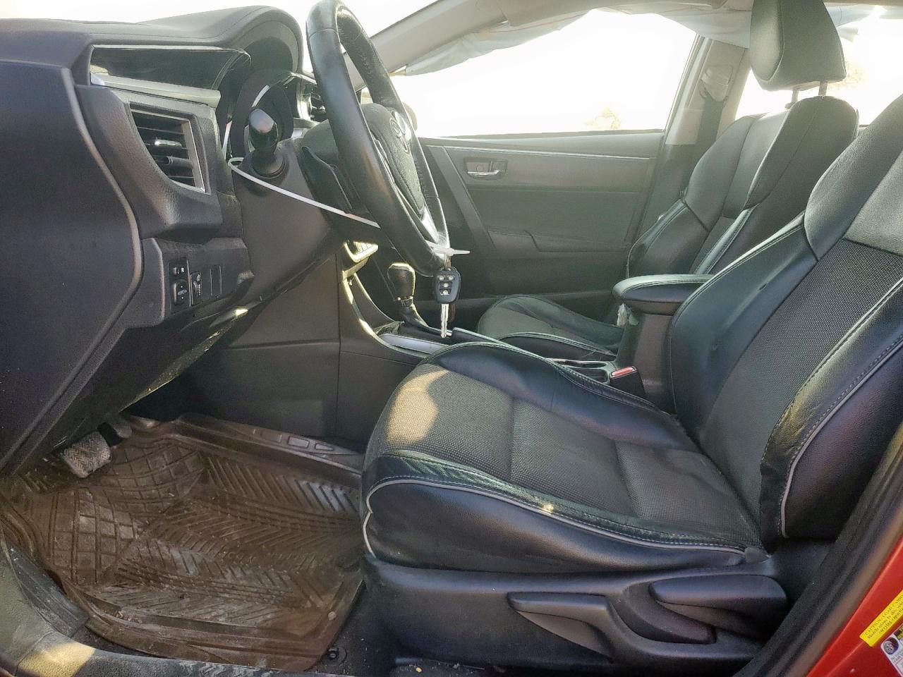 2016 TOYOTA COROLLA
