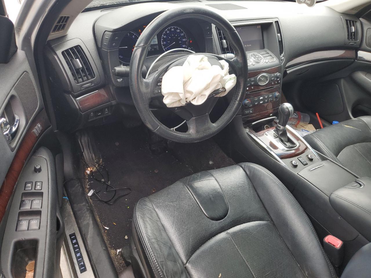 2012 INFINITI G37