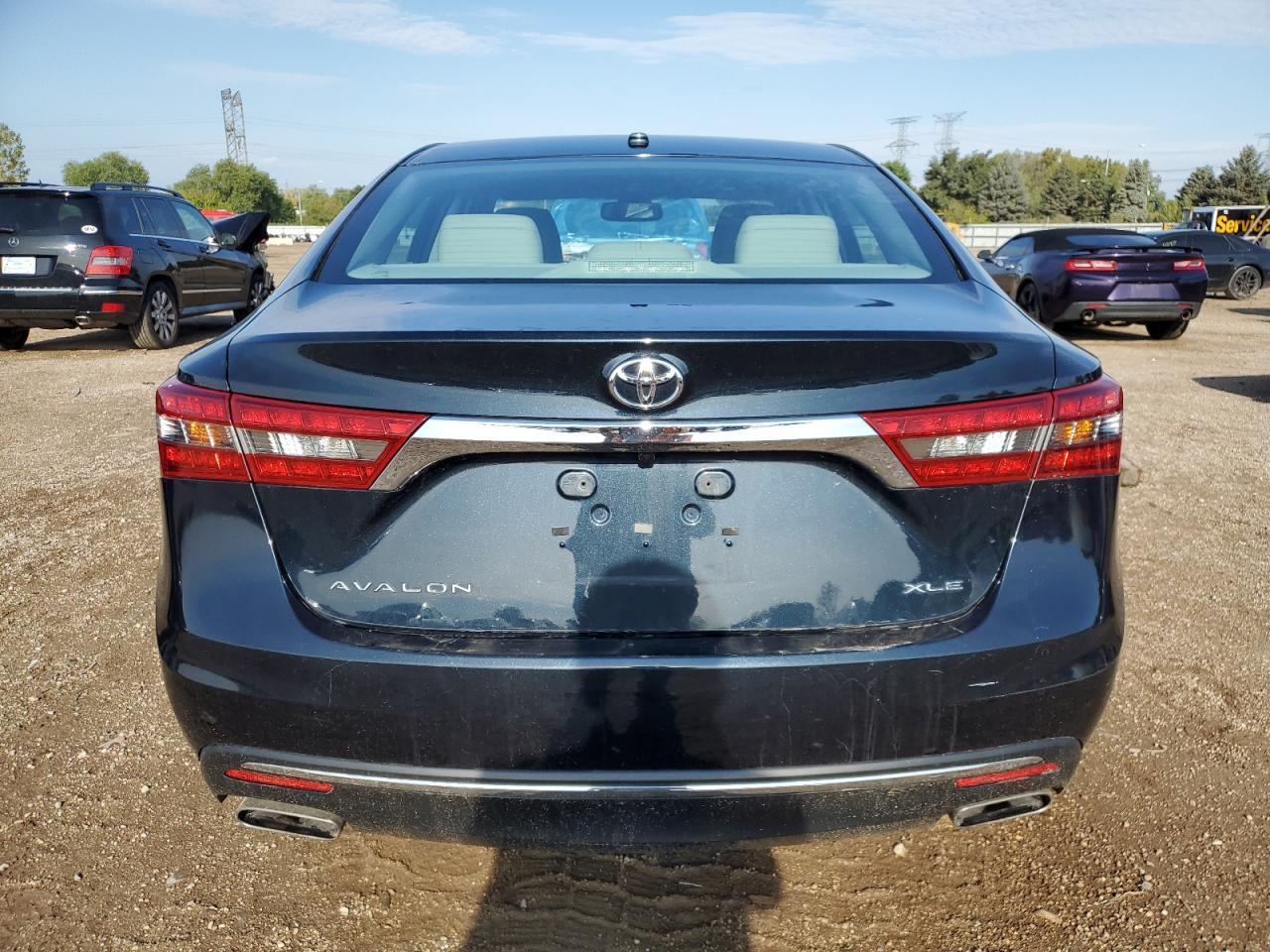 2017 TOYOTA Avalon
