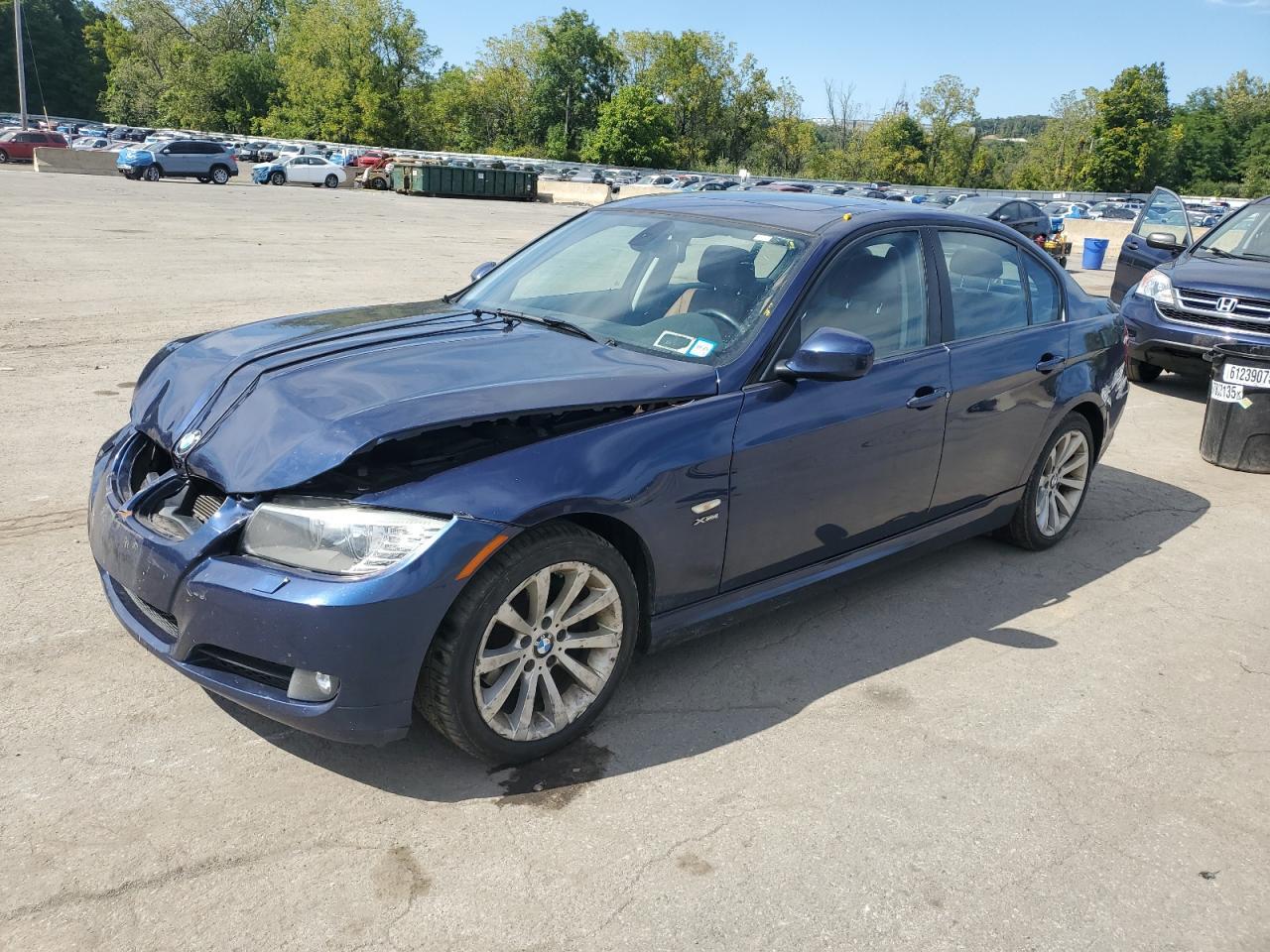 2011 BMW 3 SERIES