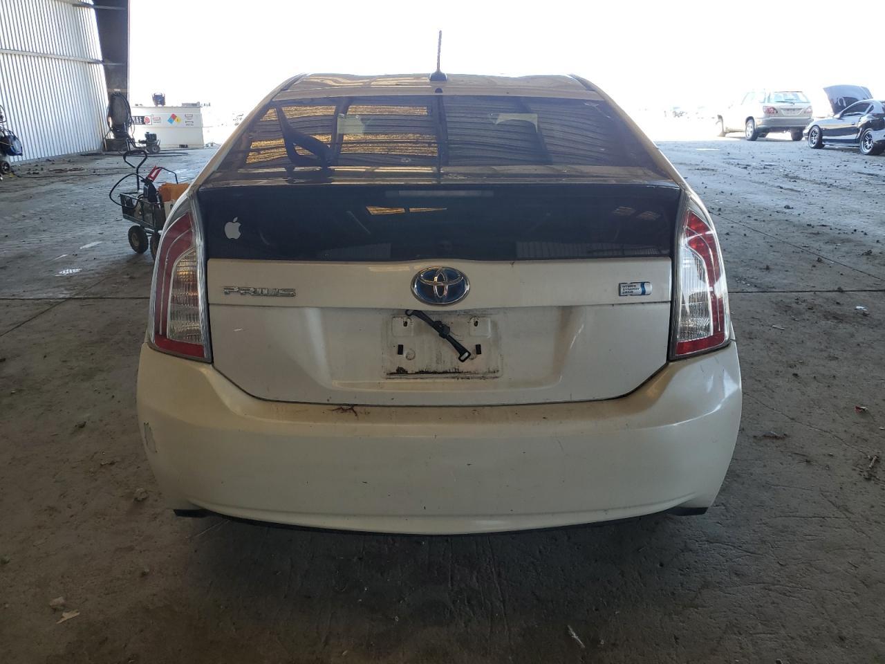 2014 TOYOTA PRIUS