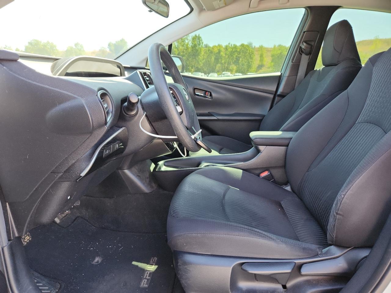 2016 TOYOTA PRIUS