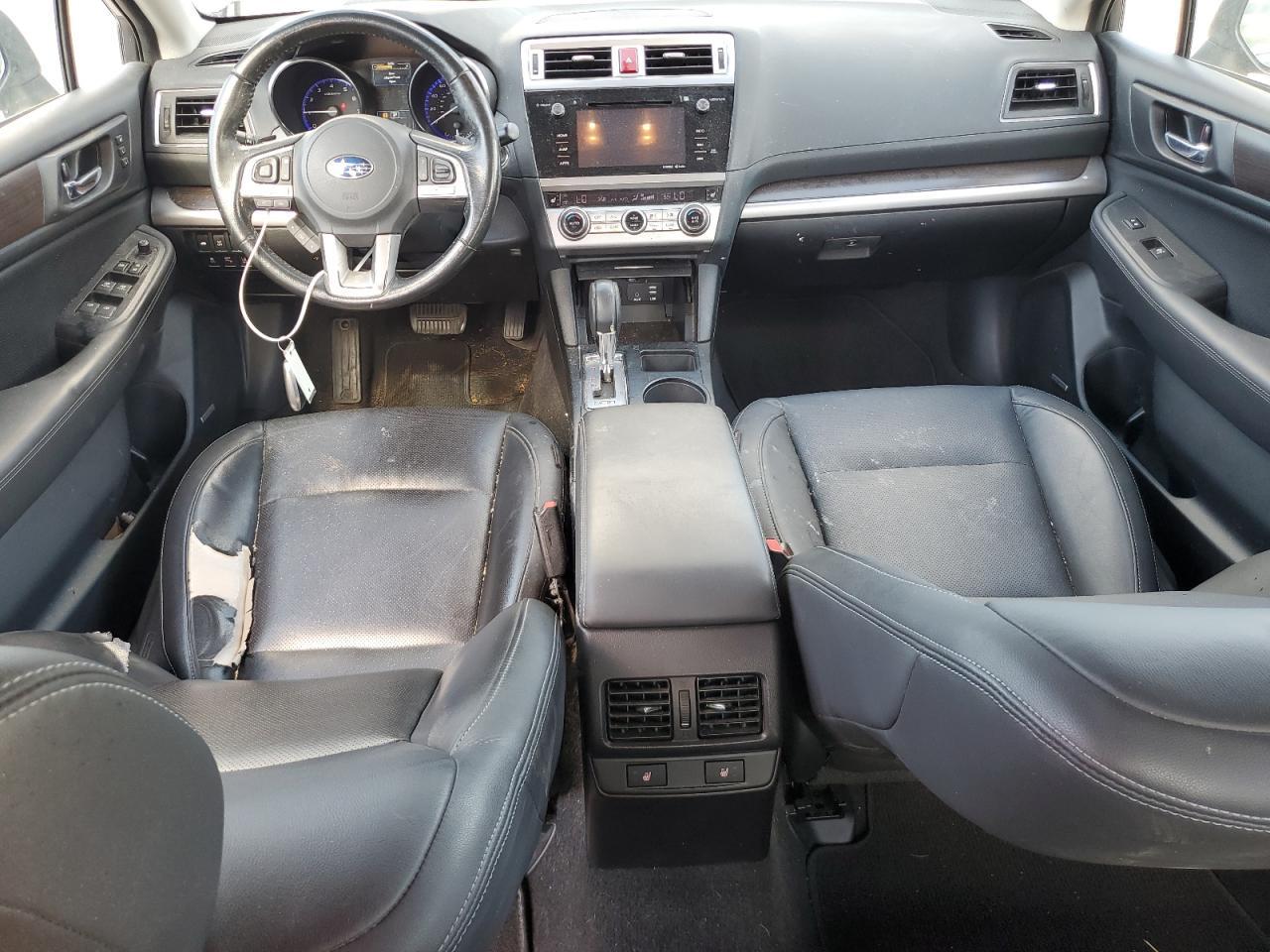2015 SUBARU Legacy