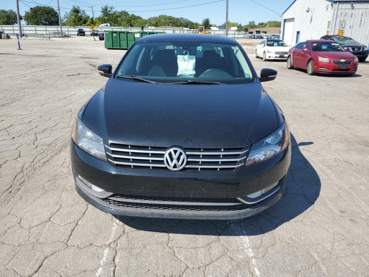 2015 VOLKSWAGEN Passat