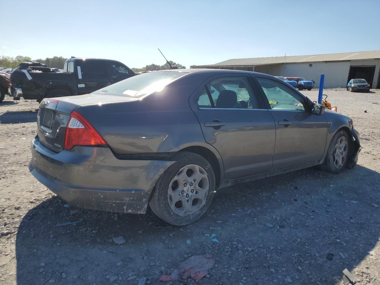 2011 FORD FUSION