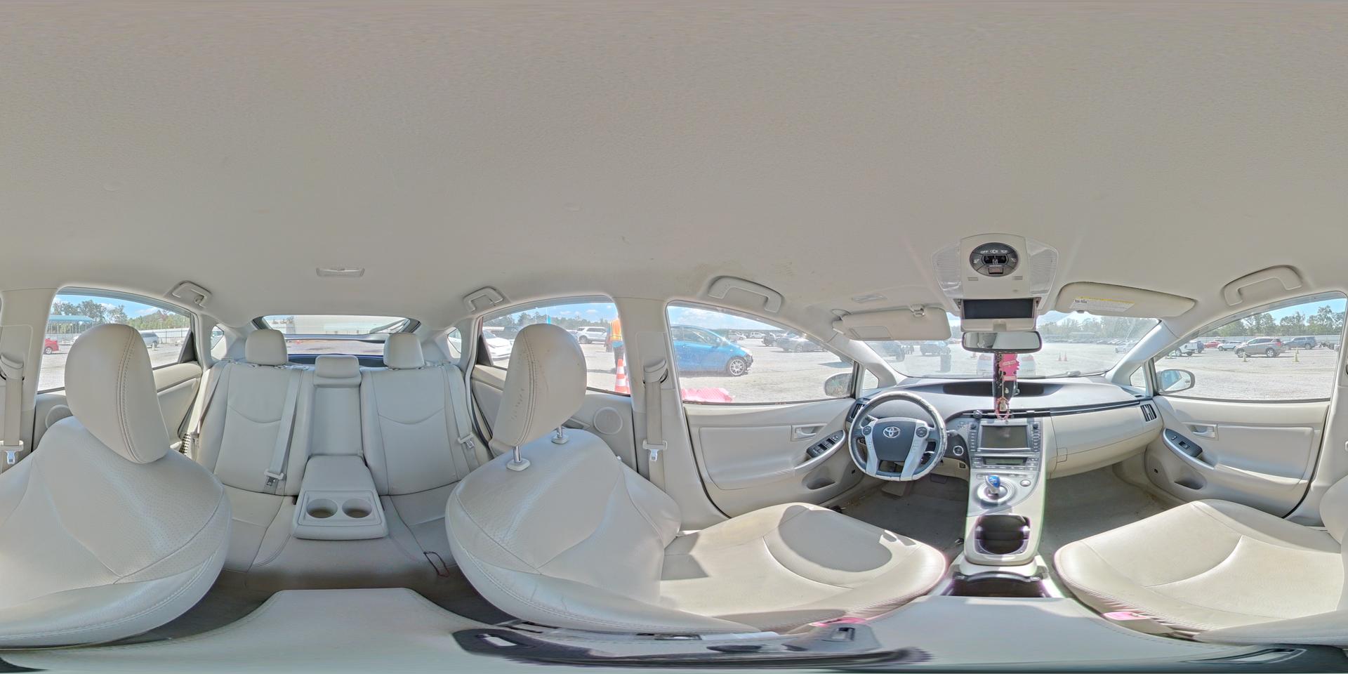 2011 TOYOTA PRIUS