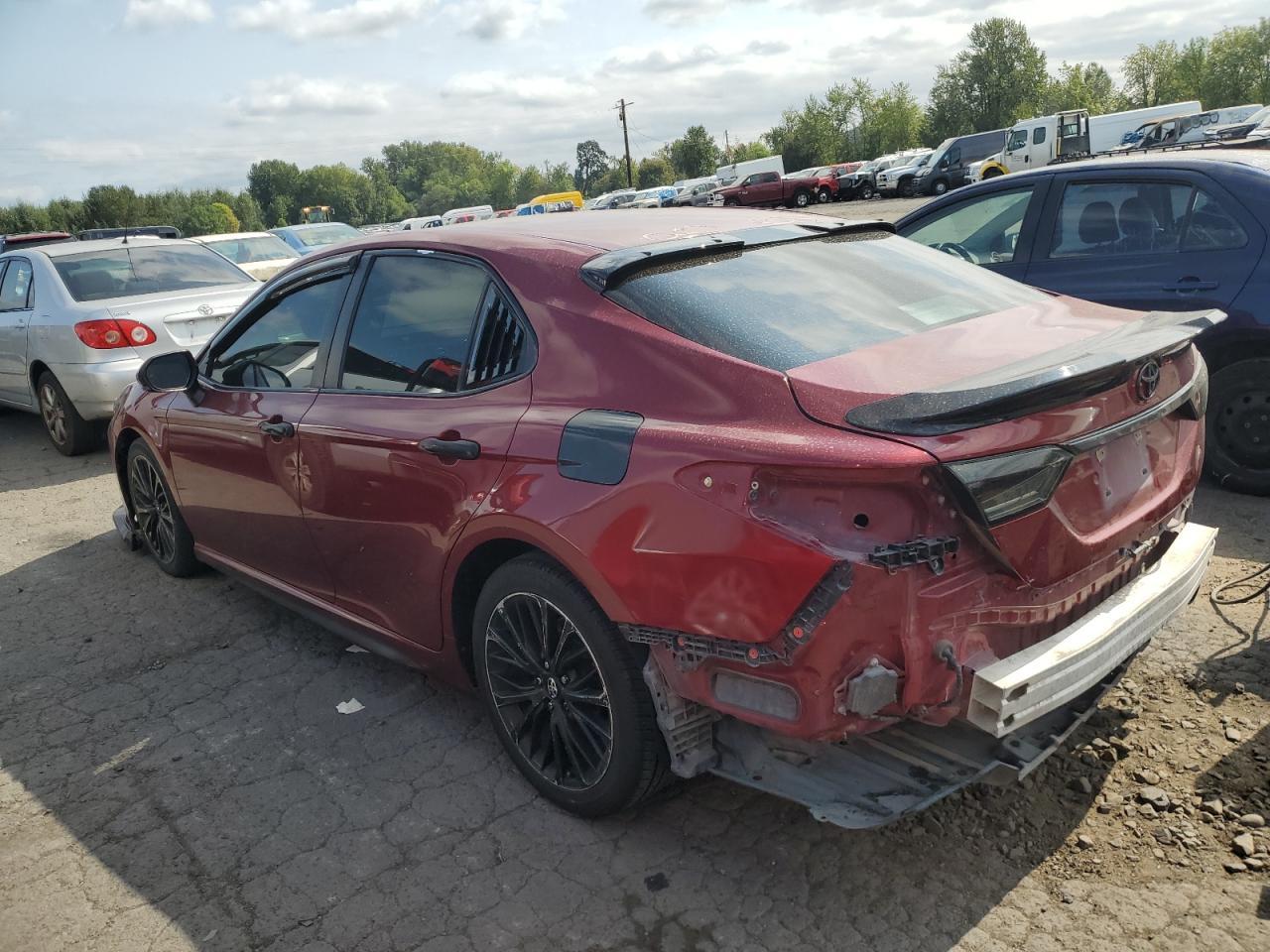 2018 TOYOTA CAMRY
