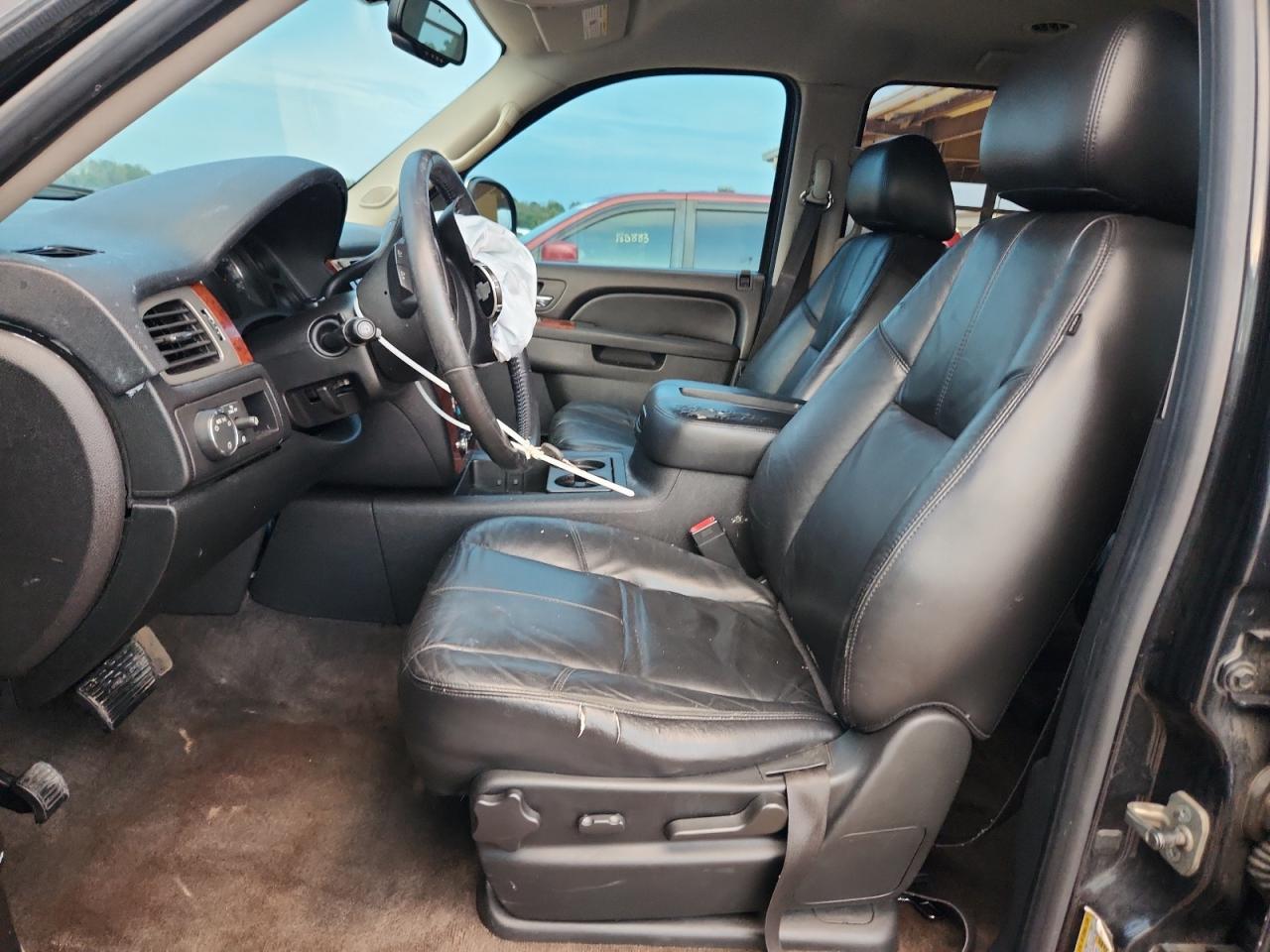 2010 CHEVROLET Tahoe