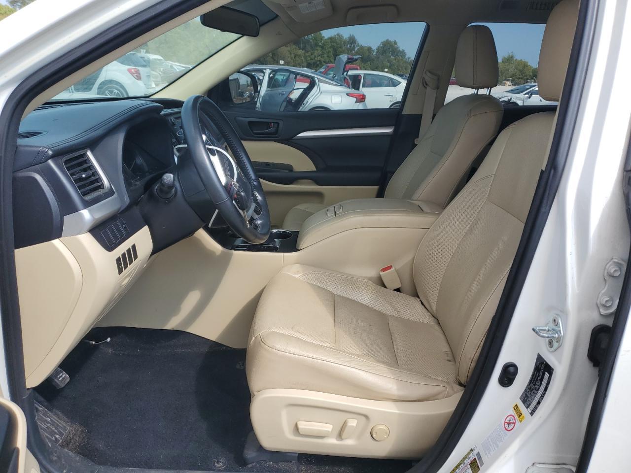 2015 TOYOTA HIGHLANDER