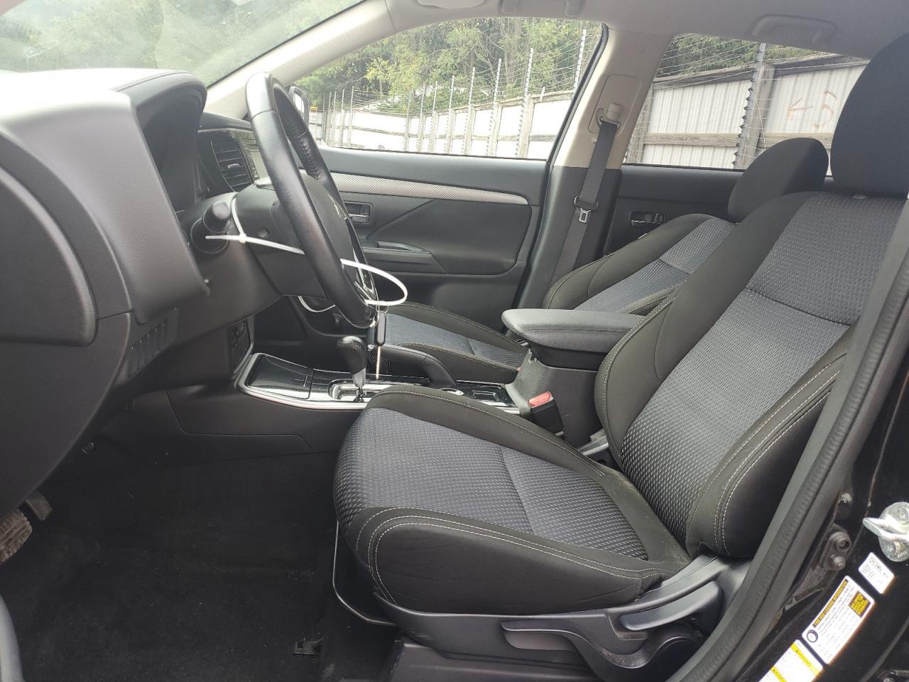 2017 MITSUBISHI outlander
