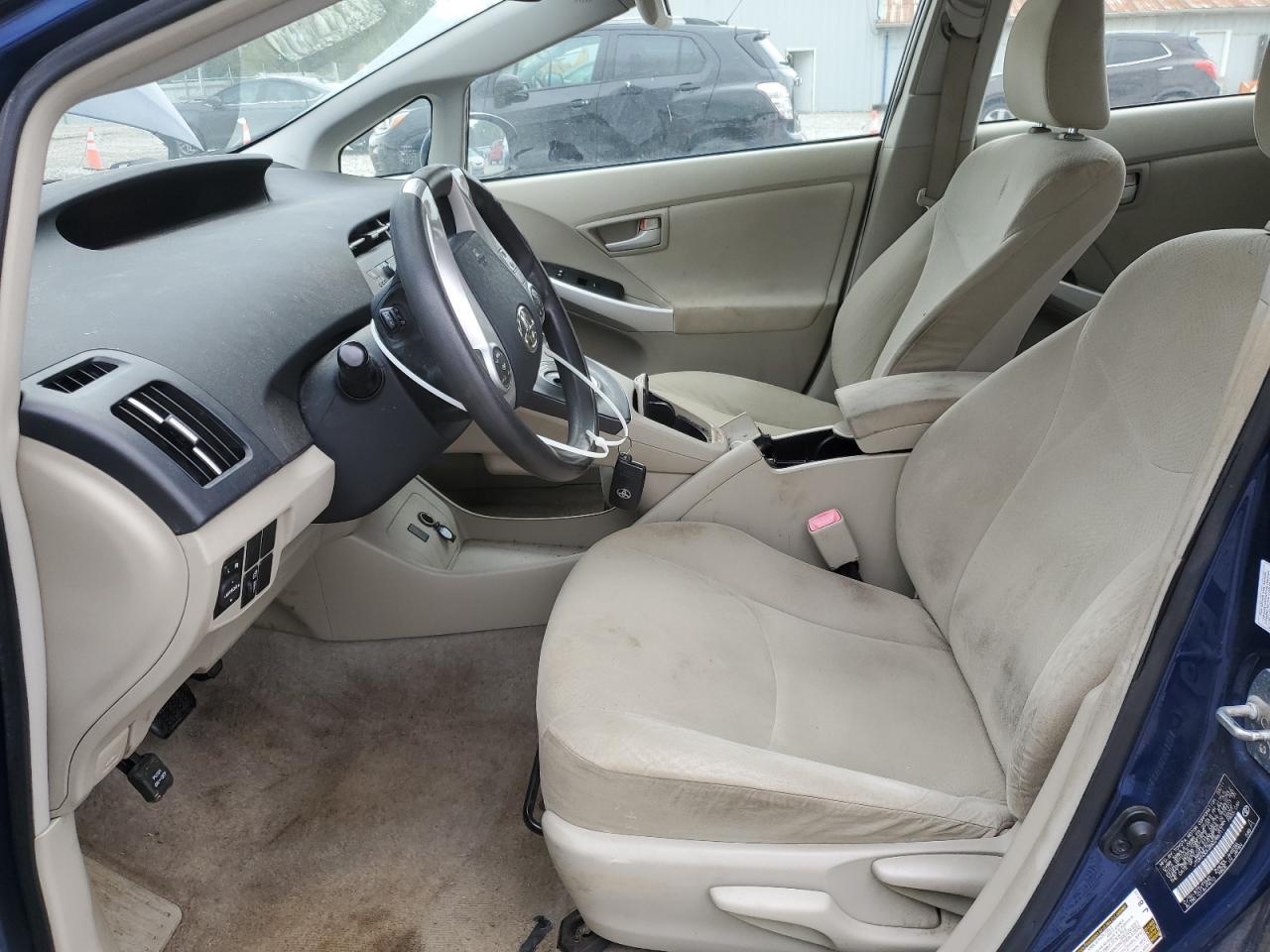 2011 TOYOTA PRIUS