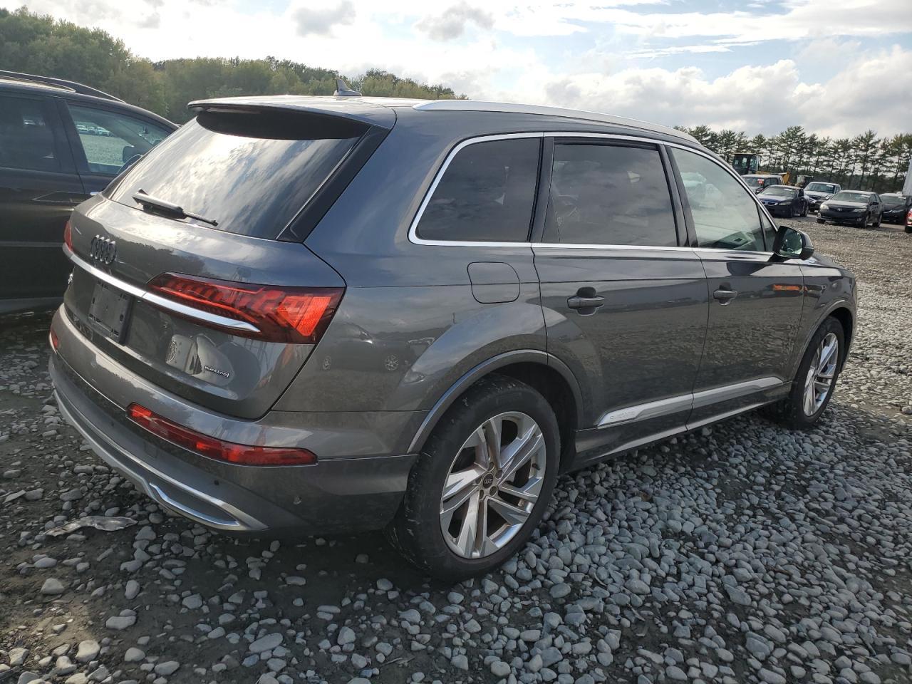 2021 AUDI Q7