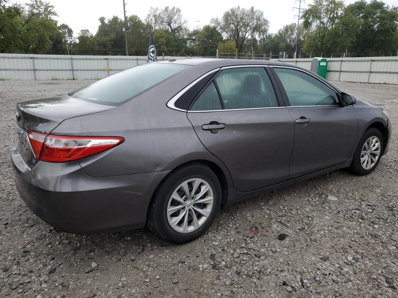 2015 TOYOTA CAMRY