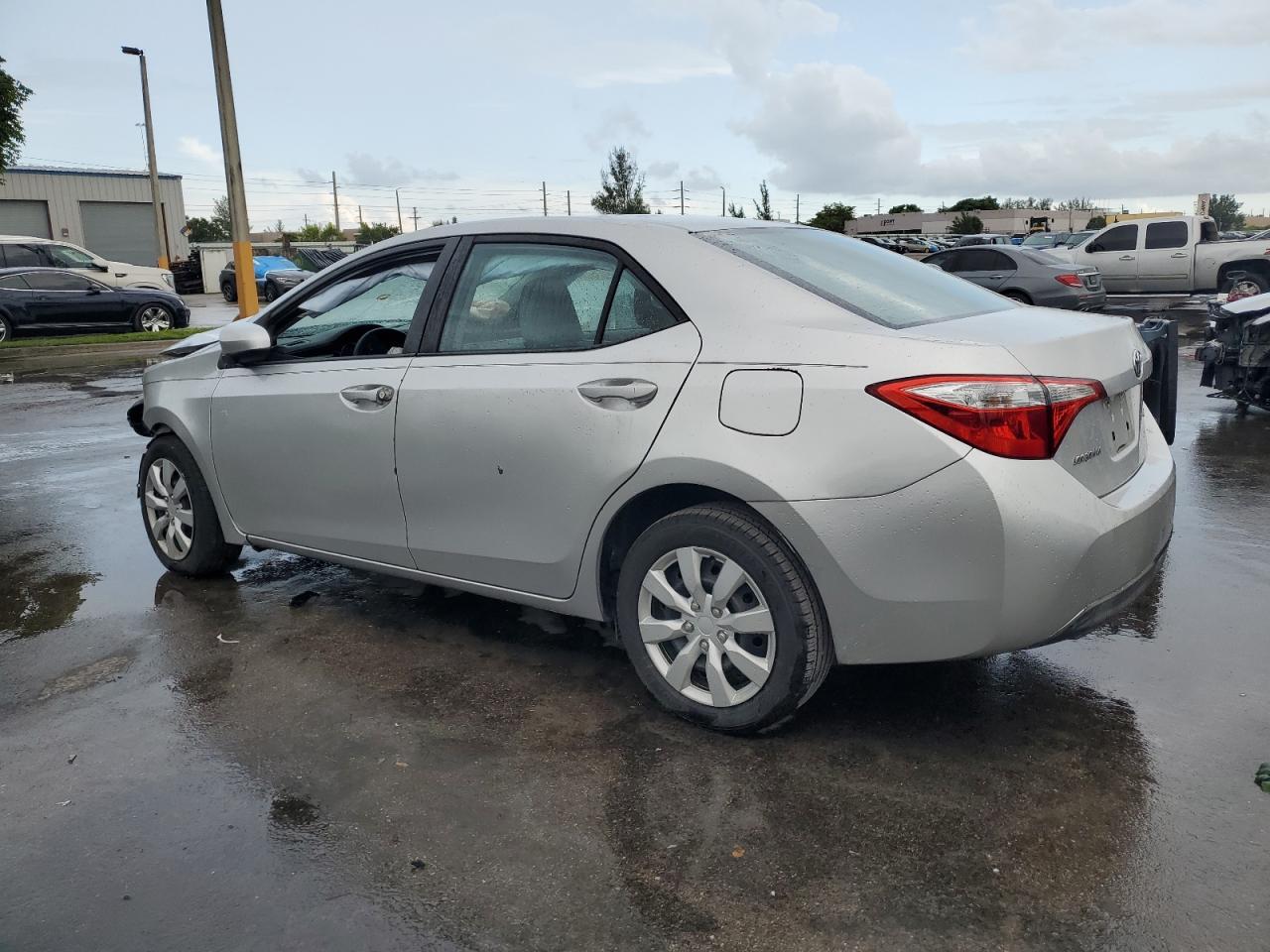 2016 TOYOTA COROLLA