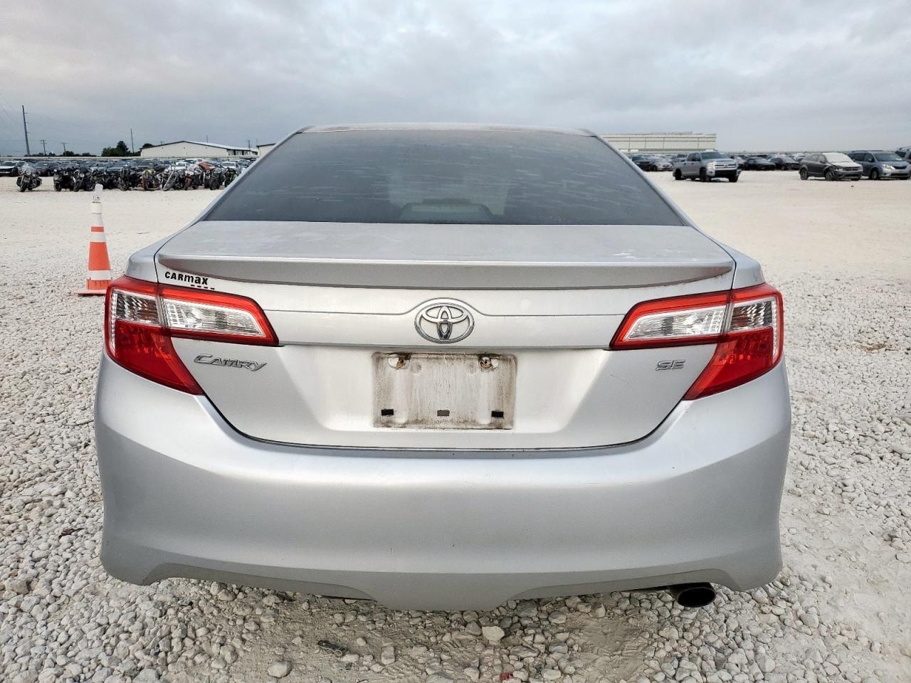 2013 TOYOTA CAMRY