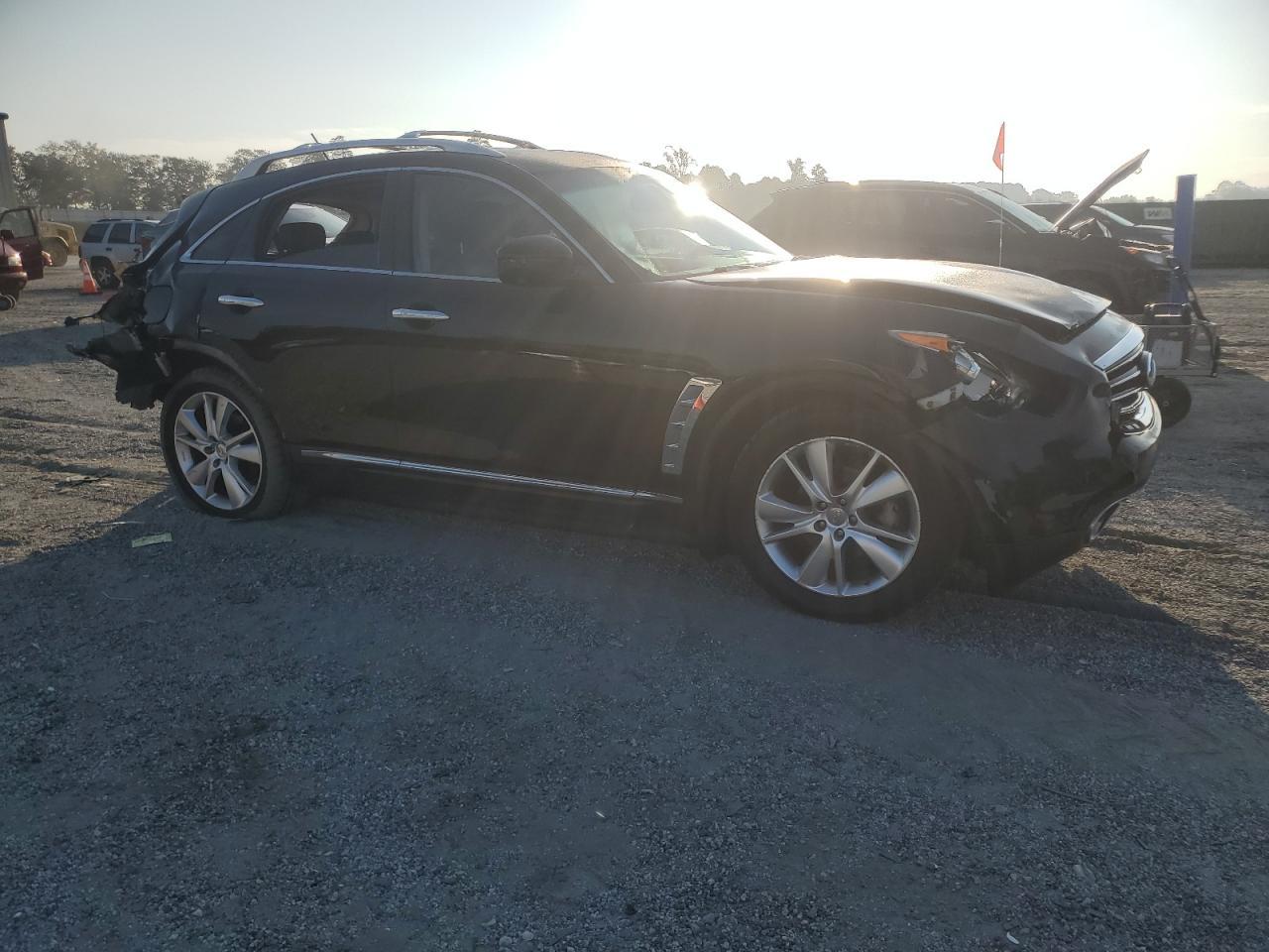2012 INFINITI FX35