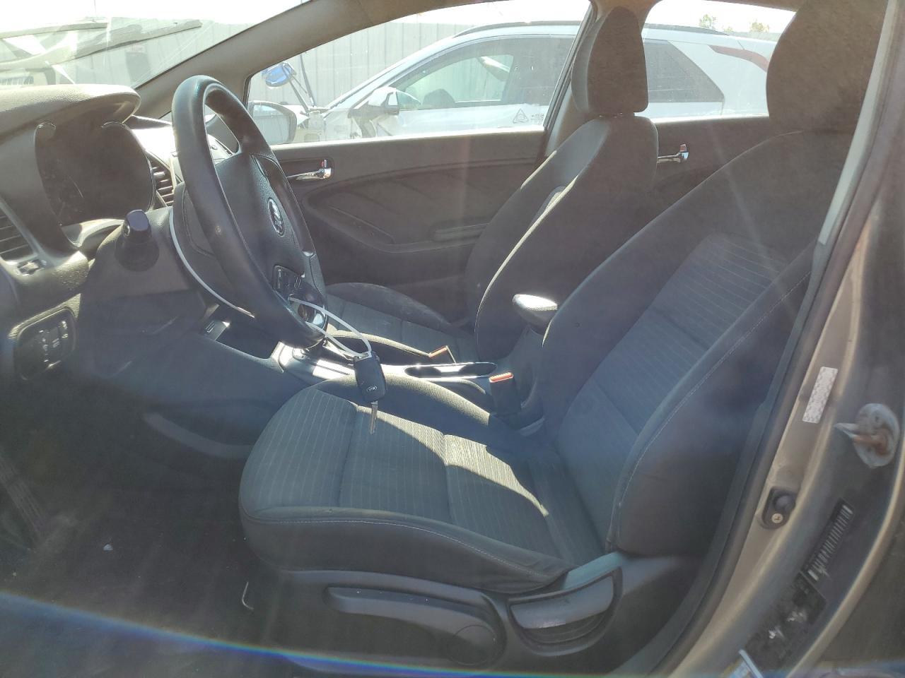 2016 KIA FORTE