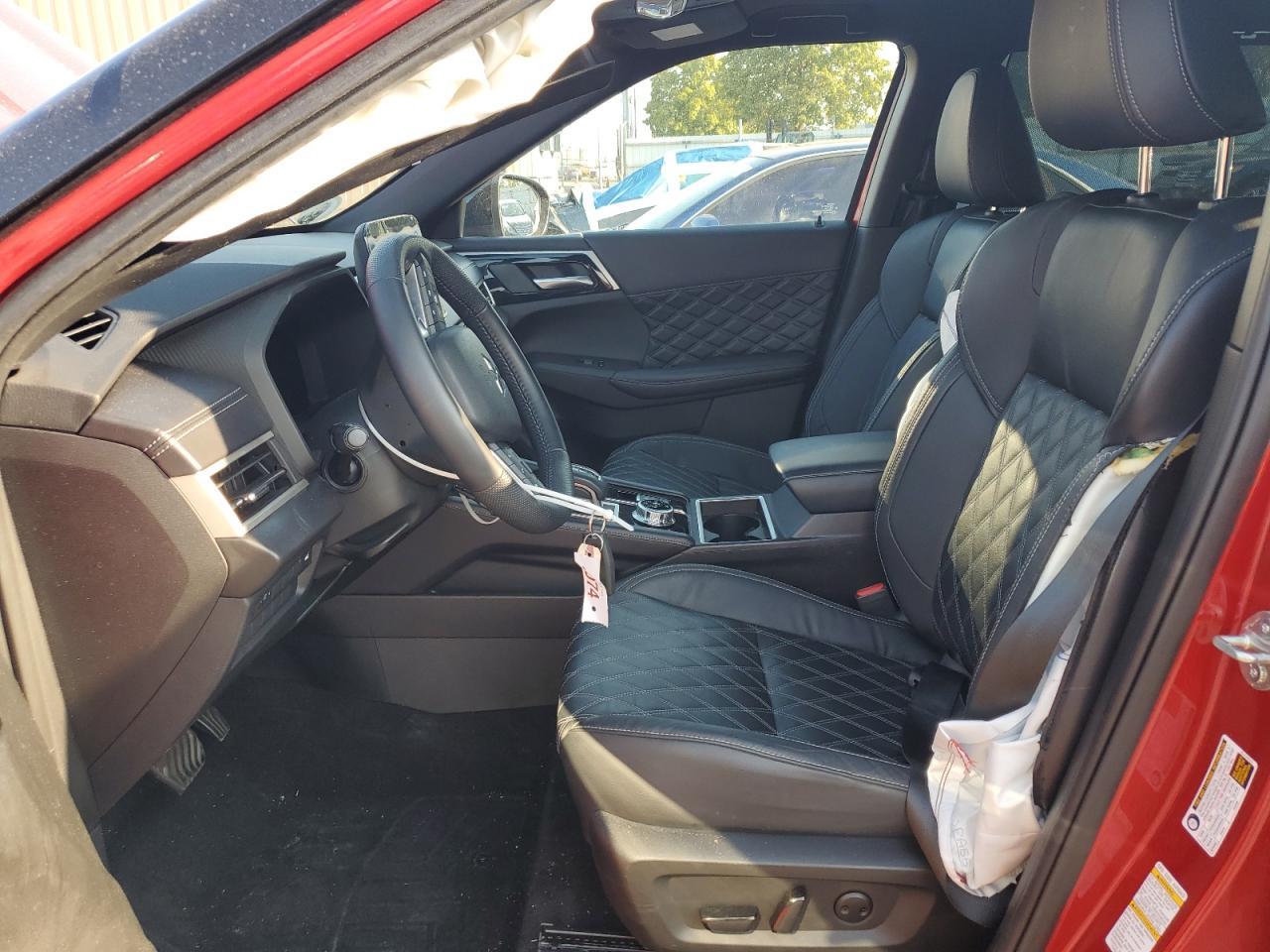 2023 MITSUBISHI outlander
