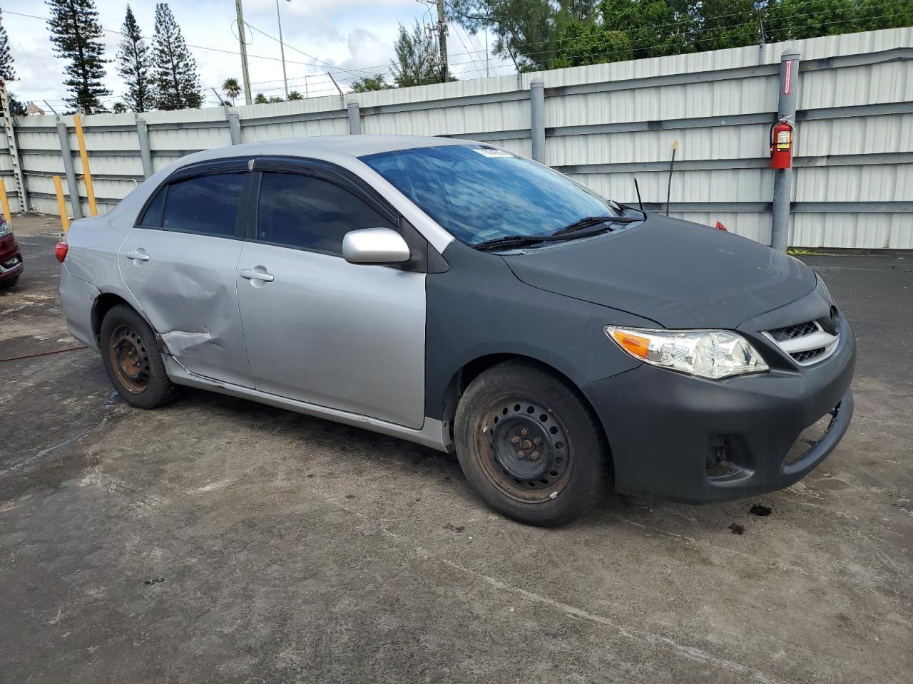 2011 TOYOTA COROLLA