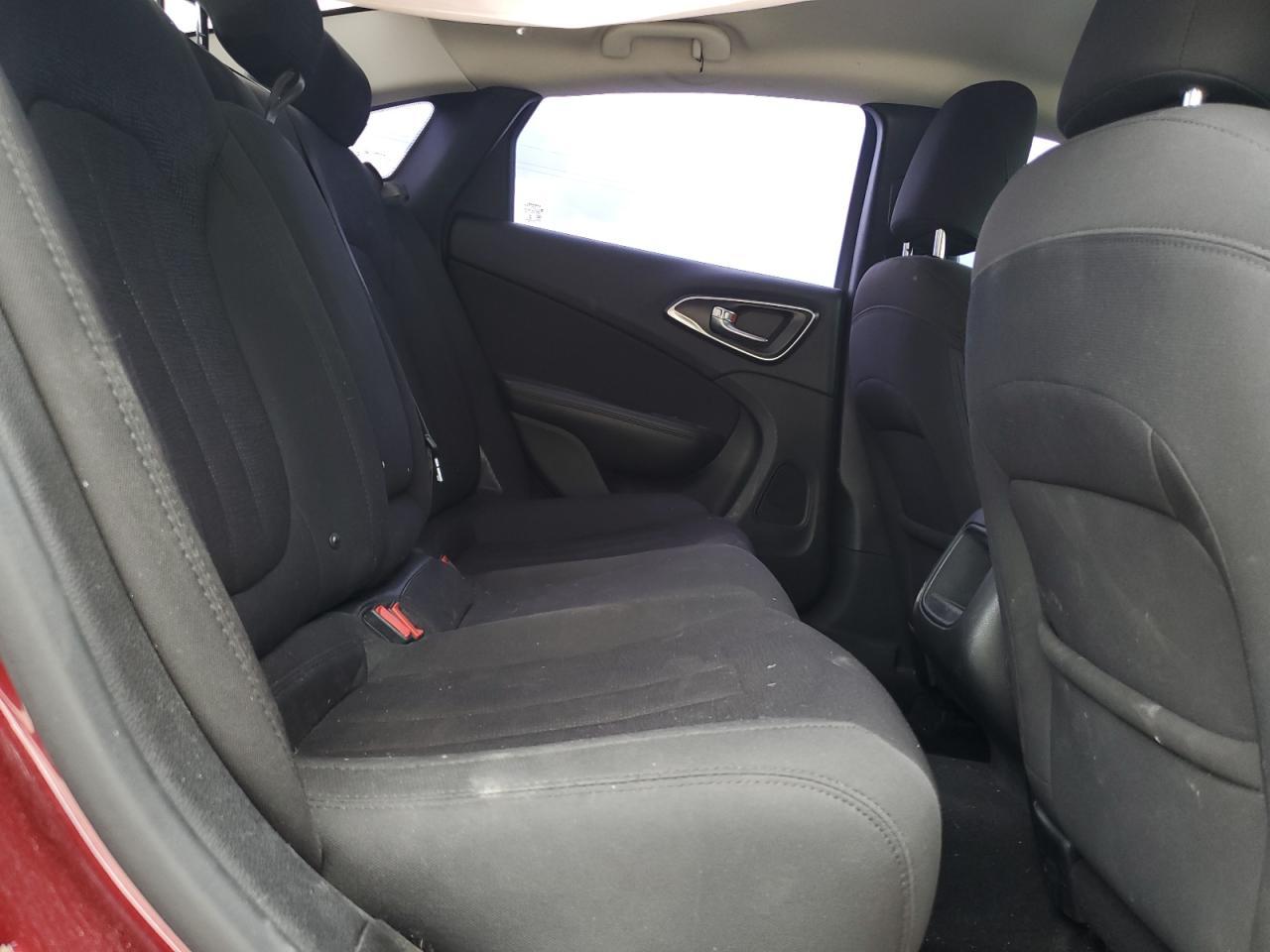 2015 CHRYSLER 200