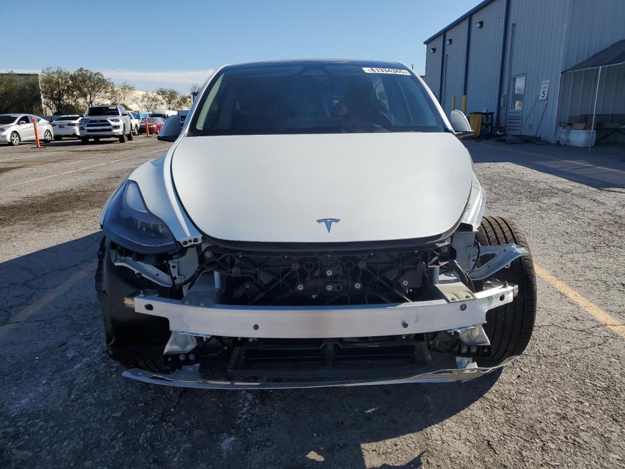 2025 TESLA MODEL Y