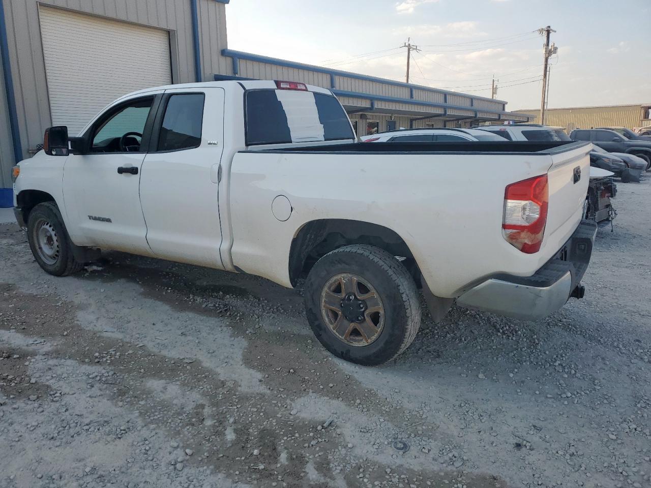 2016 TOYOTA TUNDRA