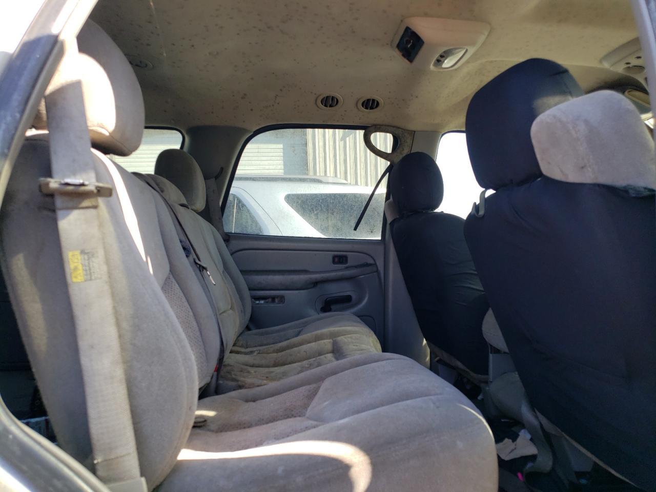 2004 CHEVROLET Tahoe