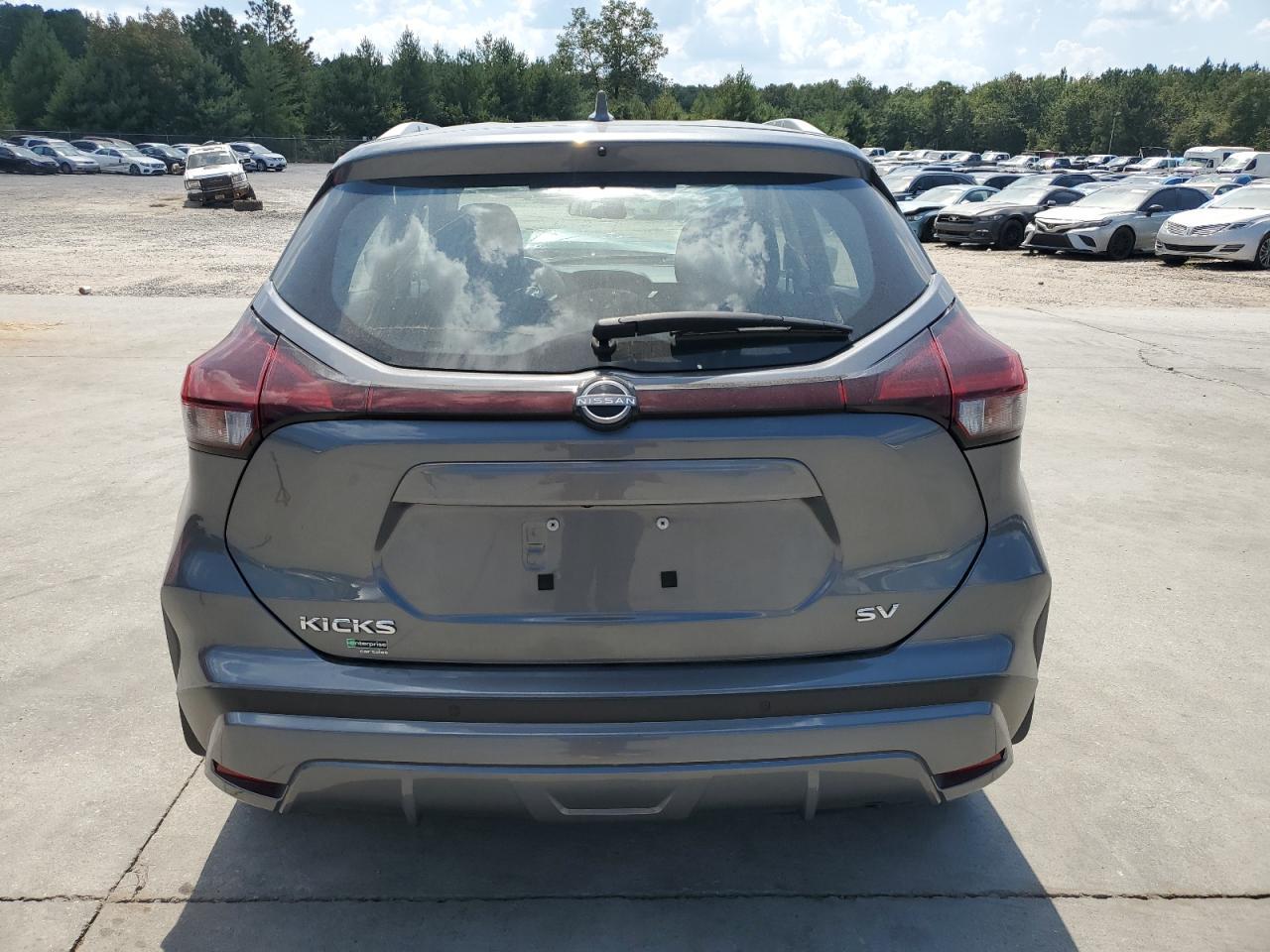 2023 NISSAN KICKS
